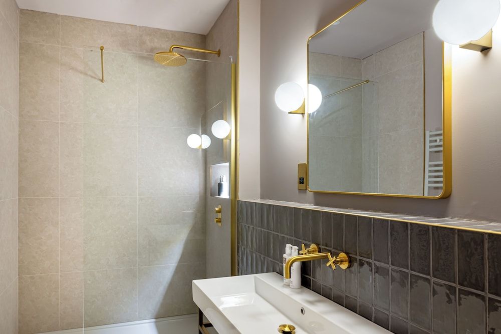 Domain Boutique Rooms Double Room, 1 King Bed 5