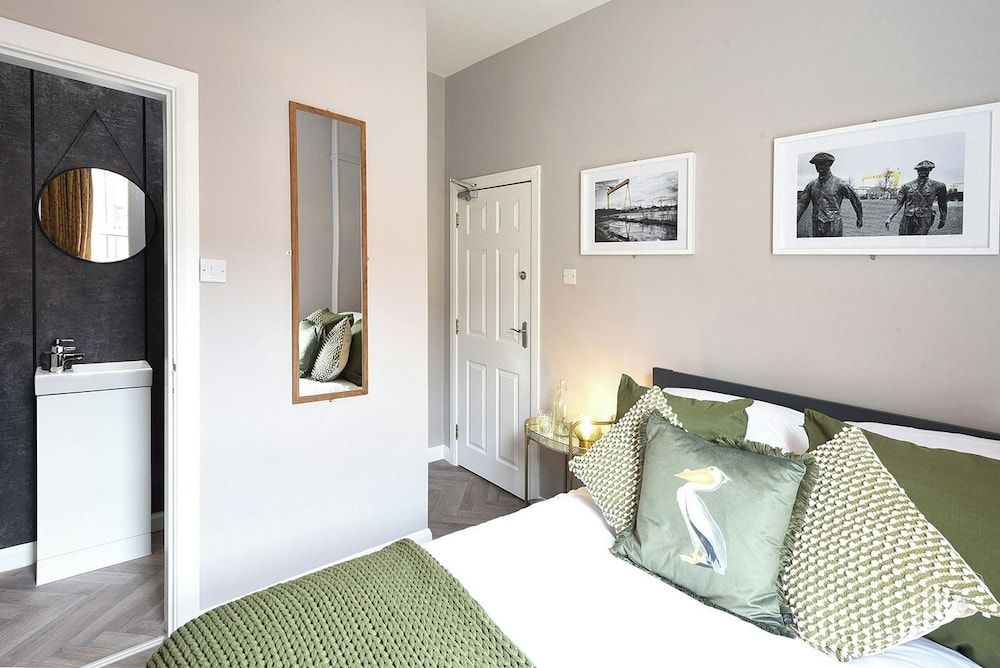 Ocho Homes by Eight Continents Harland & Wolff