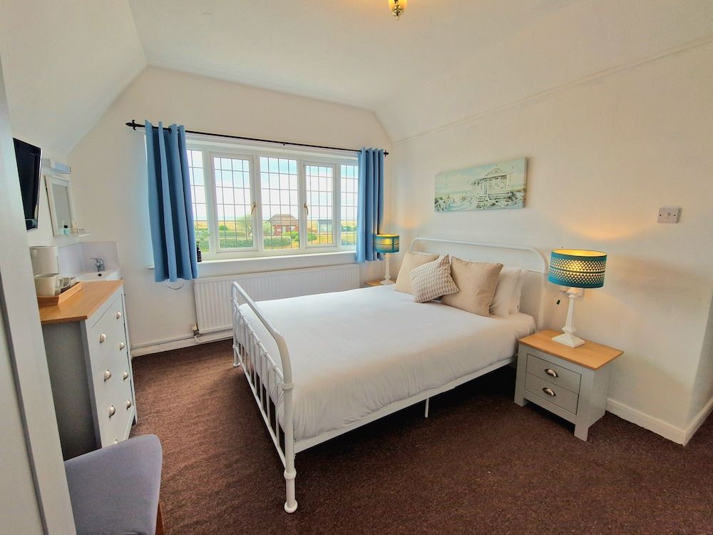 The Kensington Double Room, Sea View