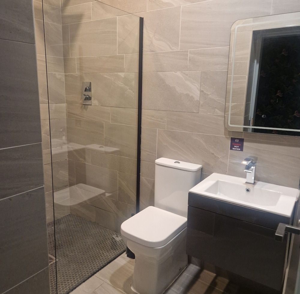 Hotel 105 by Hillcrest Hotel Comfort Double Room, Non Smoking 5