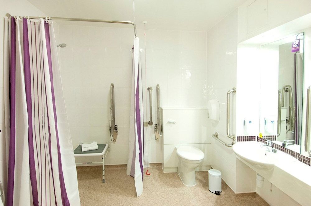 Premier Inn Cannock - Orbital Standard Double Room, Roll-in Shower 2