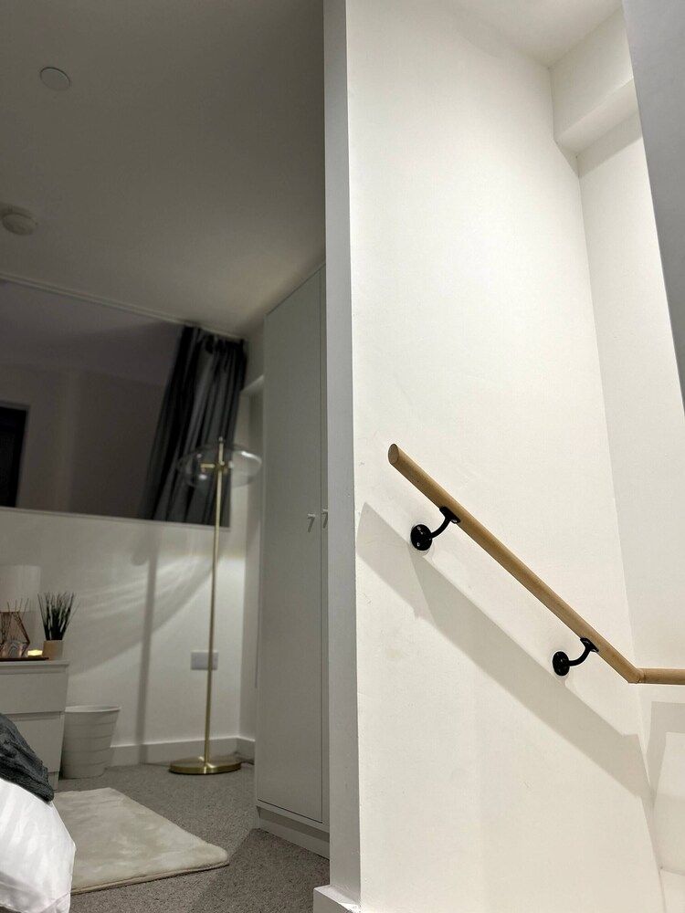 Manchester Central Duplex Apartment Balcony & Free Parking Apartment, 1 Bedroom, Balcony, City View 9