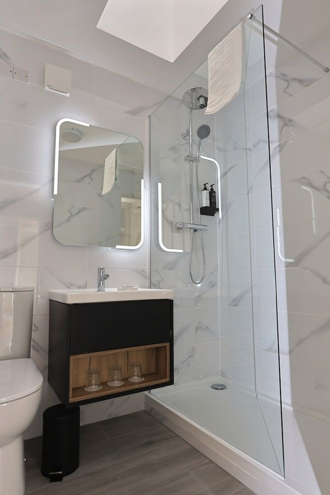 The Maiden City Hotel Comfort Double Room 7