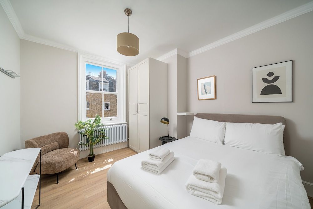 Comfort Apartment, City View