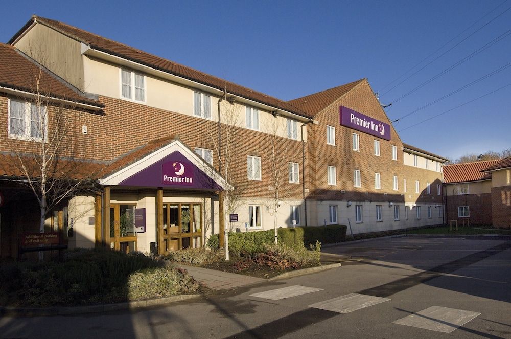 Premier Inn Swindon West - M4 J16