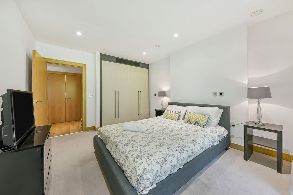 Luxury Apartment, City View