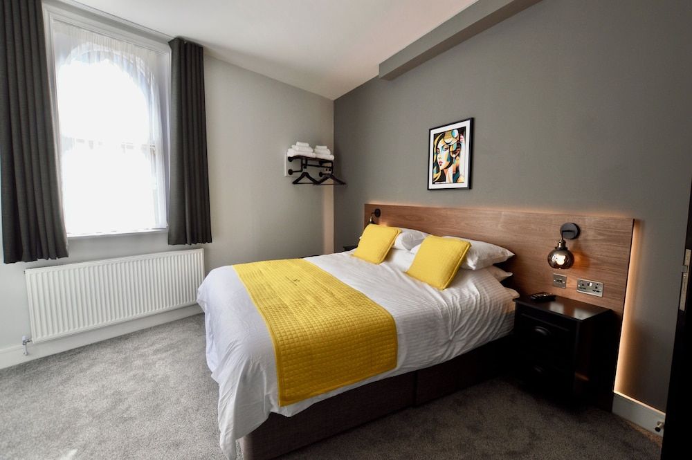 The Abbots Boutique Hotel Superior Double Room 2