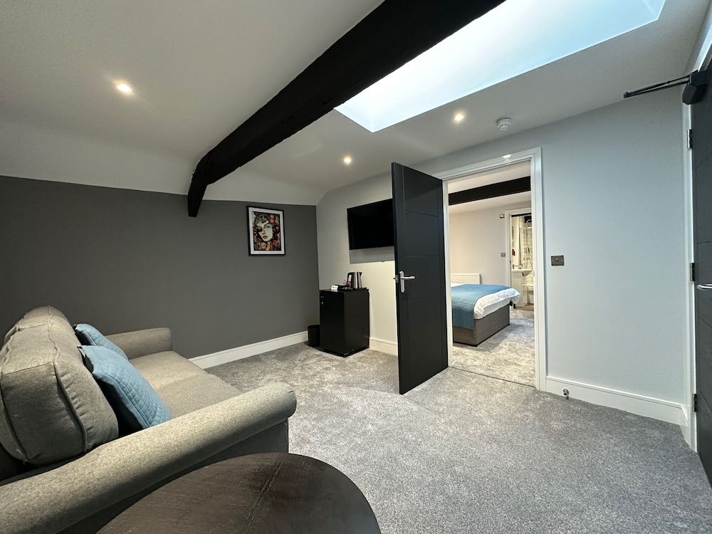 The Abbots Boutique Hotel Junior Suite 4