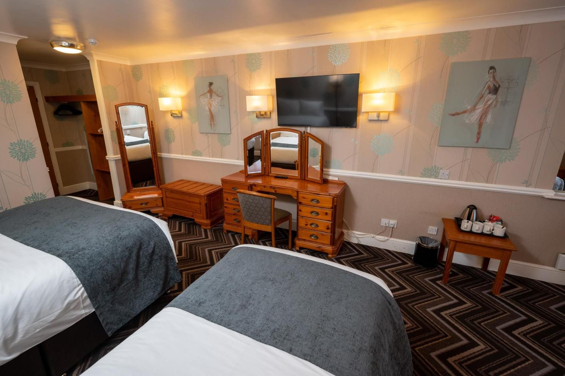 Family Room with Shower