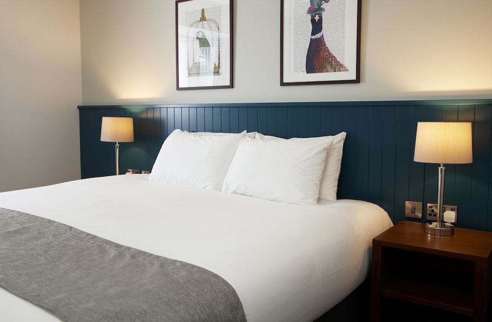 Caledonian Hotel By Greene King Inns Double Room