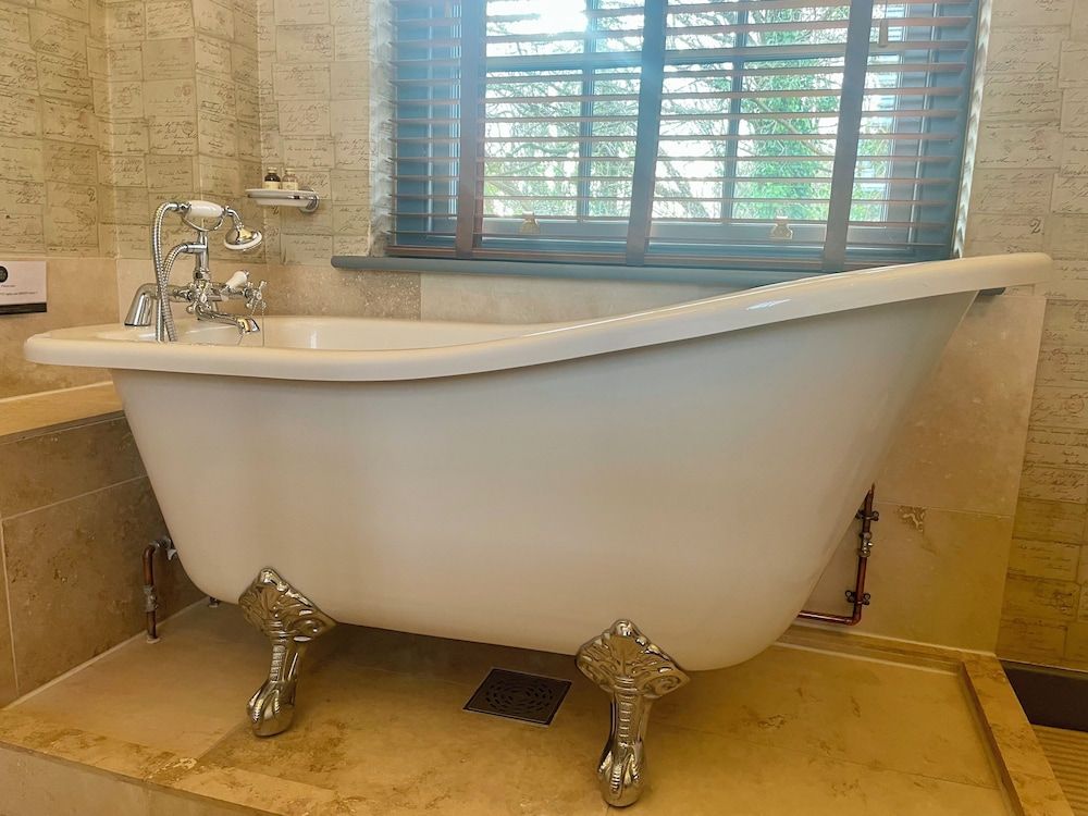 The Black Hole Double Room (Attic room - child up to 14years) 2