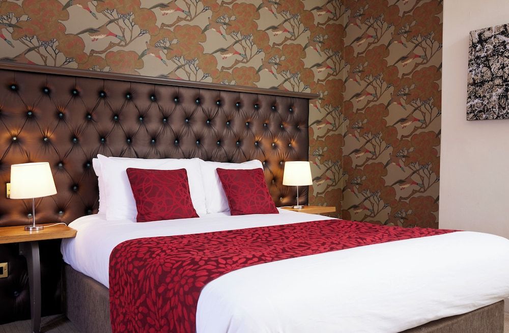 Coleshill Hotel by Greene King Inns Family Room Sleeps 4 2