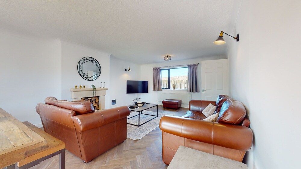 Low Greenlands Holiday Park Luxury House with Hot Tub (No Dogs/Pets) 15