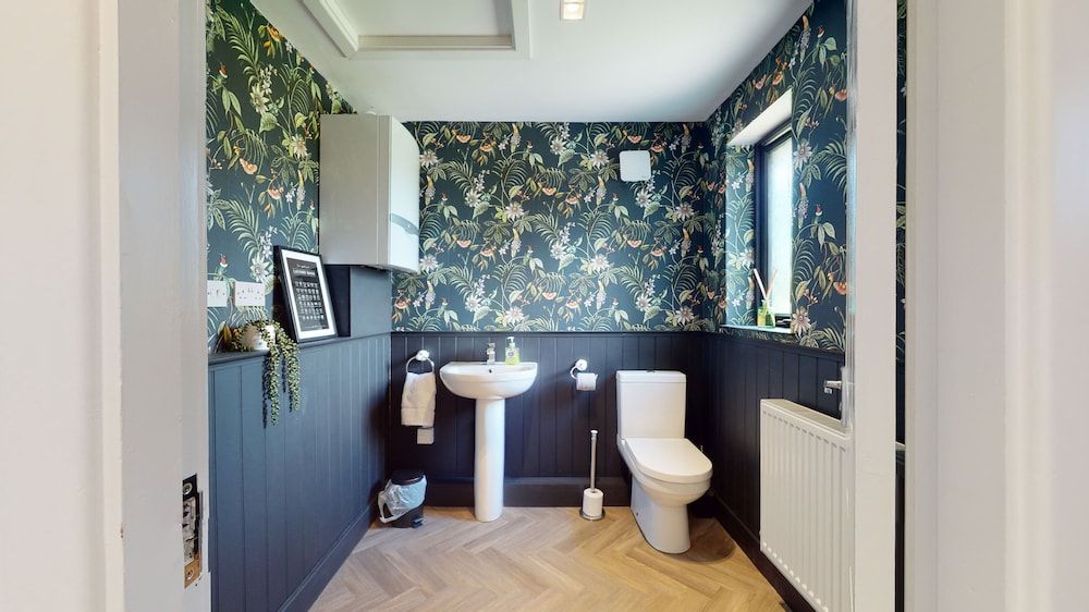 Low Greenlands Holiday Park Luxury House with Hot Tub (No Dogs/Pets) 10