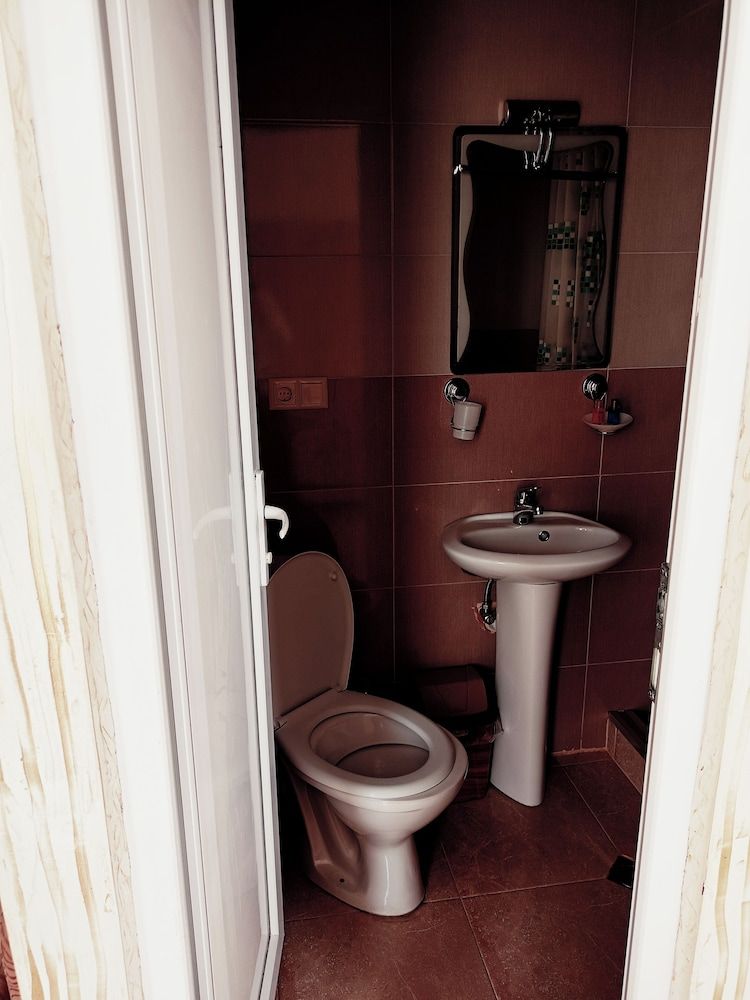 Batumi inn Hotel Twin Room, Balcony, City View 7