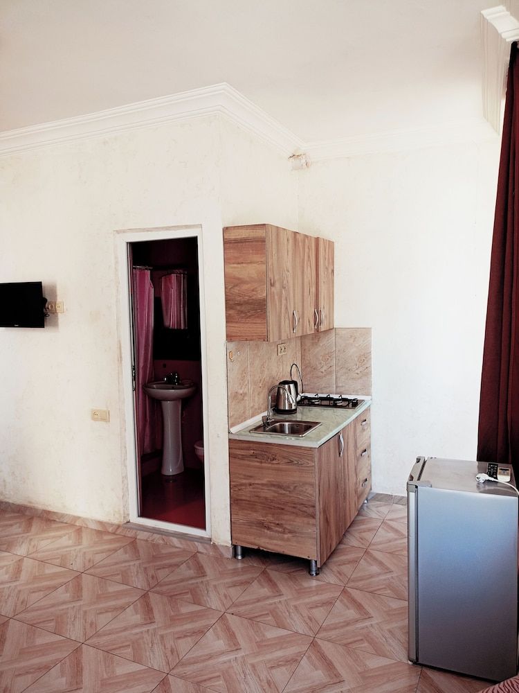 Batumi inn Hotel Twin Room, Balcony, City View 11