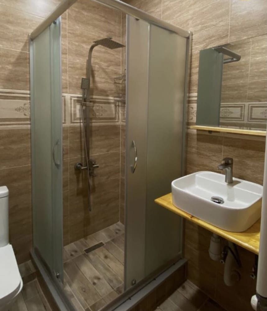 MOOD HOTEL KAZBEGI Deluxe Double Room 8