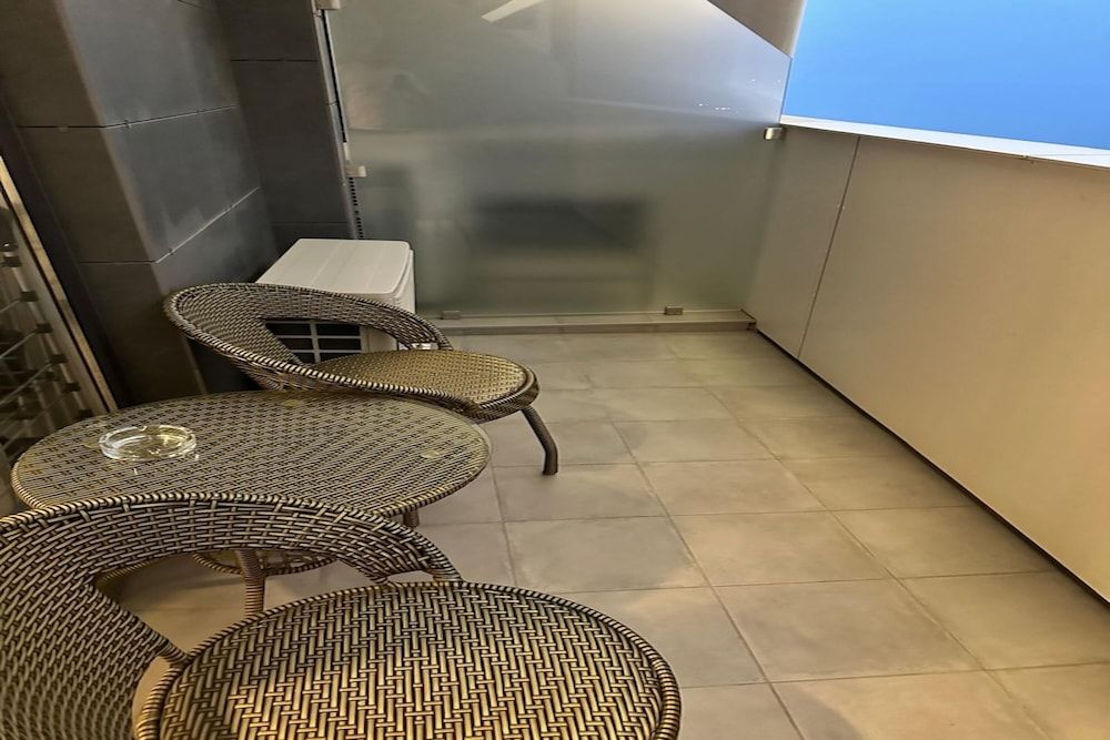 Epica Luxury Suit Luxury Studio Suite 11