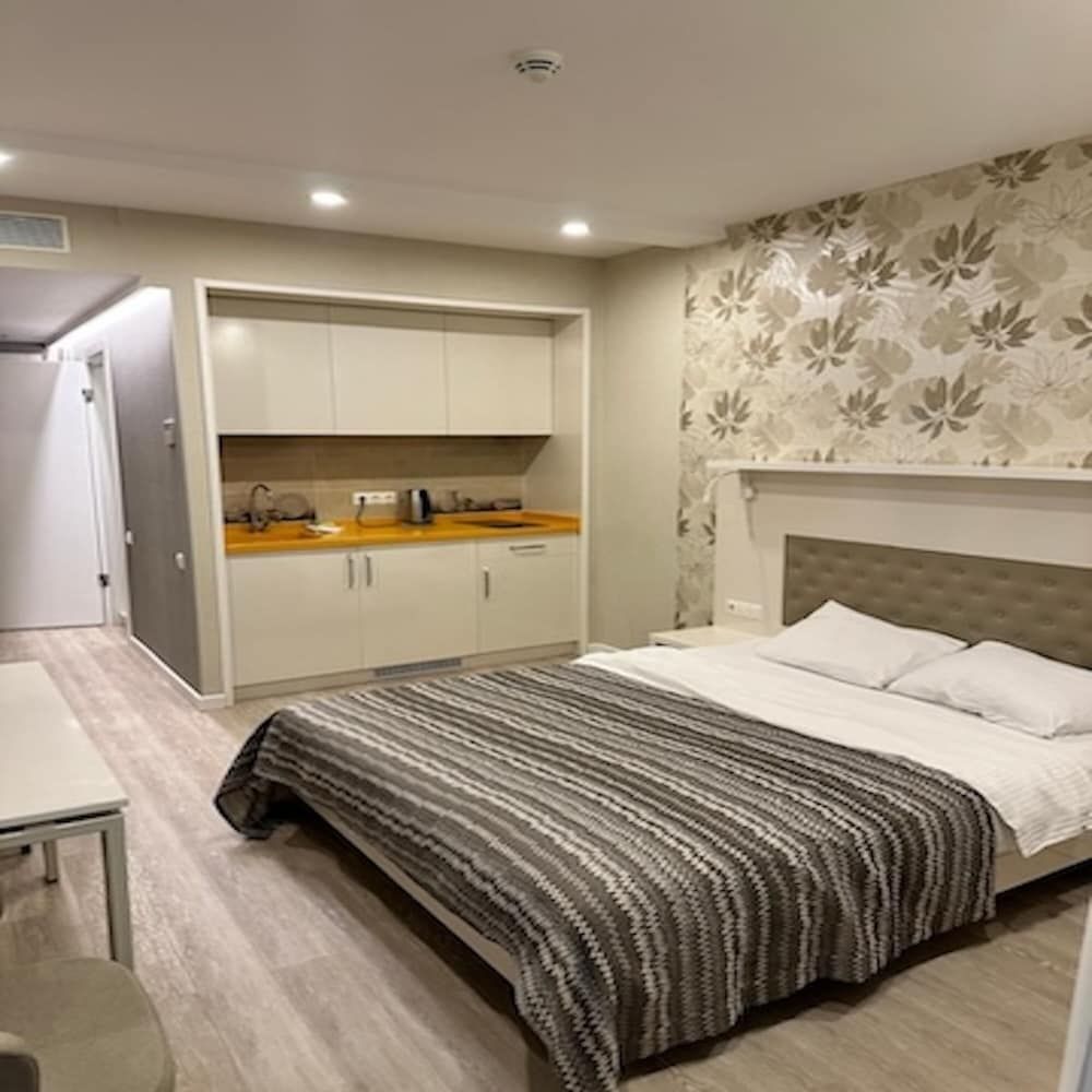 Epica Luxury Suit Luxury Studio Suite 9