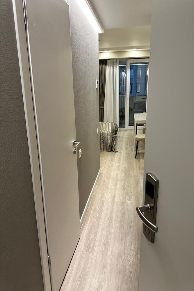 Epica Luxury Suit Luxury Studio Suite 10