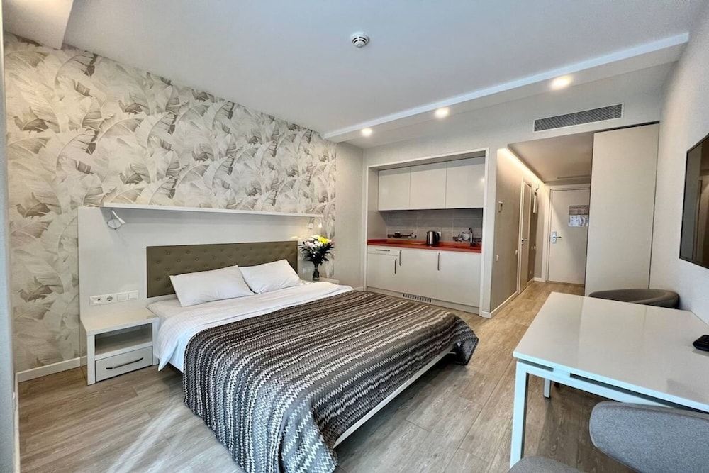 Epica Luxury Suit Luxury Studio Suite 3