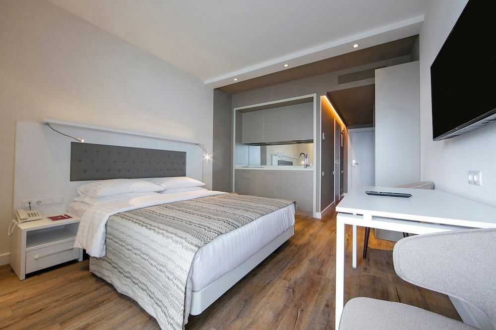 Epica Luxury Suit Luxury Studio Suite 4