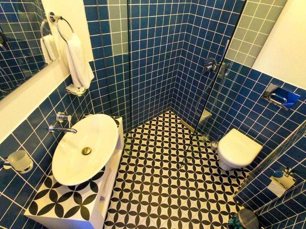 Pano Hotel Deluxe Double Room, Sea View 13