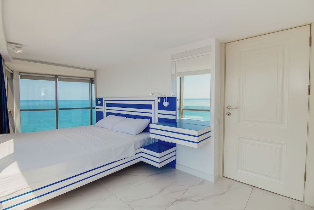 Panorama Panorama Mountain and Sea view 9