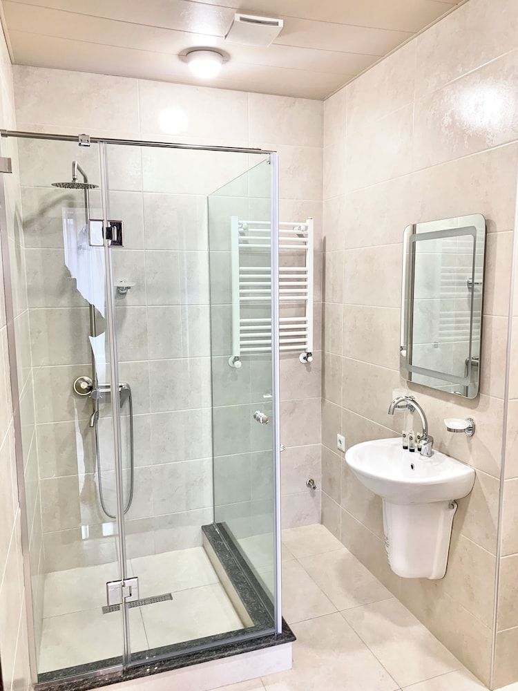 Phazisi Hotel Classic Double or Twin Room, City View 2