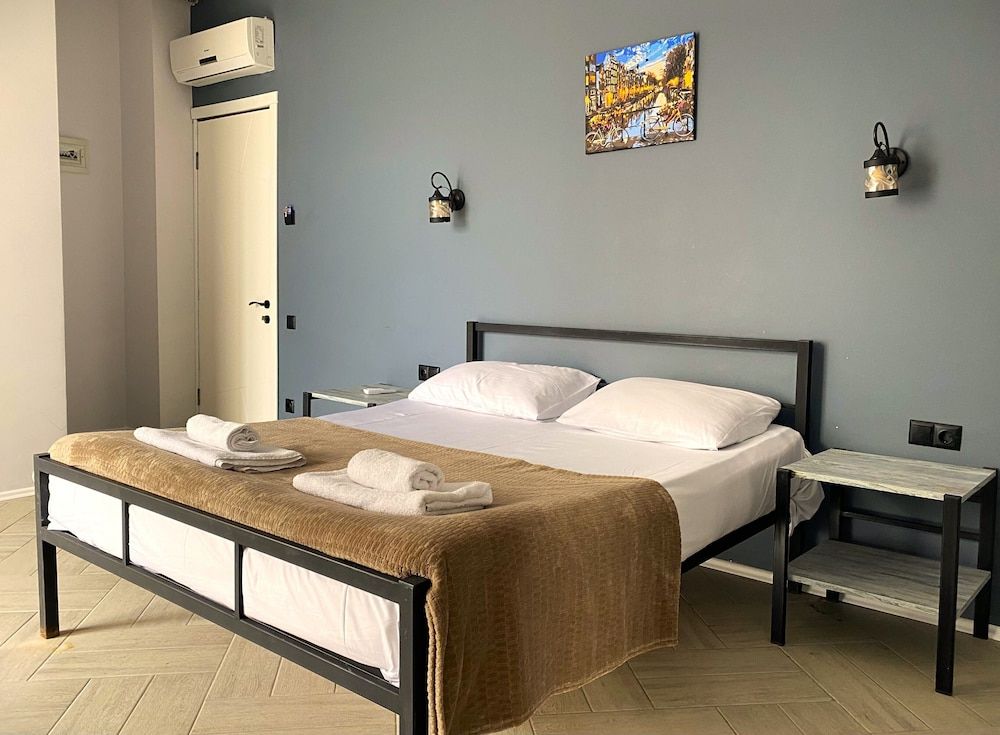Double Room, Mountain View
