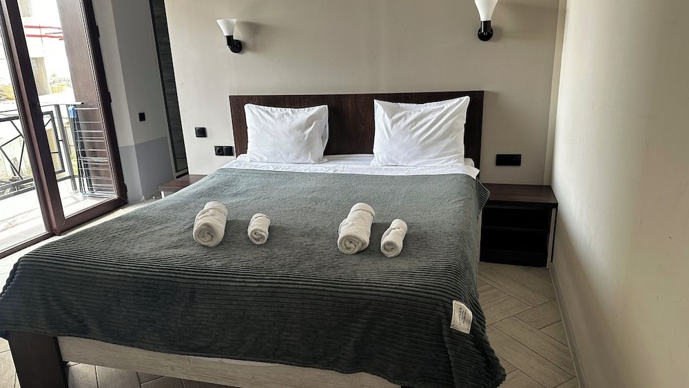 Superior Double Room, Kitchen, Mountain View