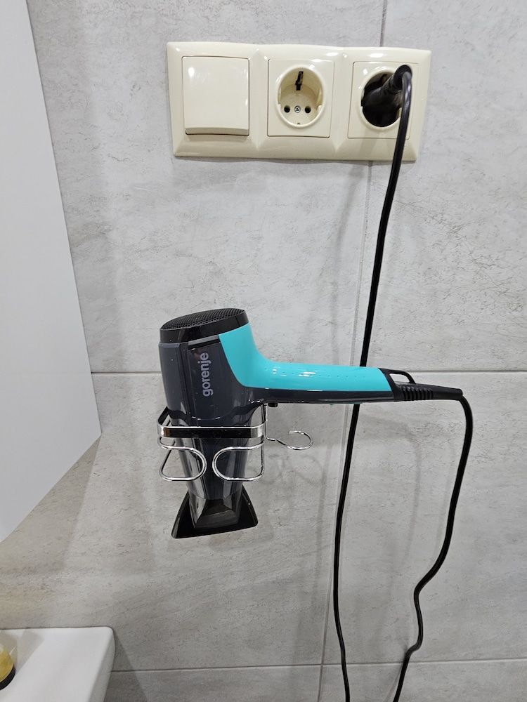 Hotel Giorgi Deluxe Triple Room, City View 8