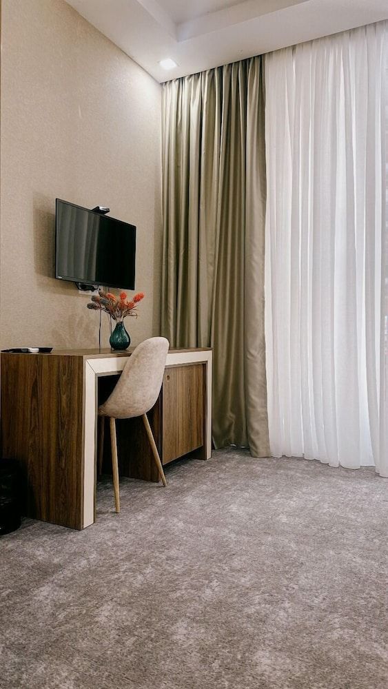 Aniko Hotel Standard Double Room 9