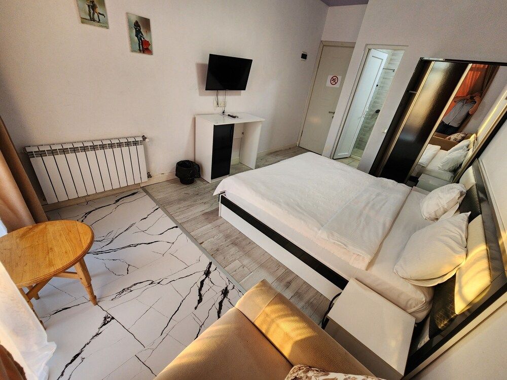 Batumi hotel Lalasa Standard Double Room, Balcony, City View 8