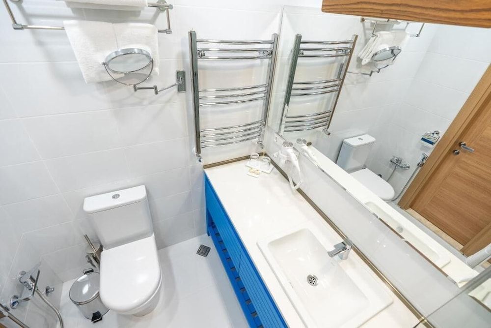 Family Suite, Balcony, Partial Sea View