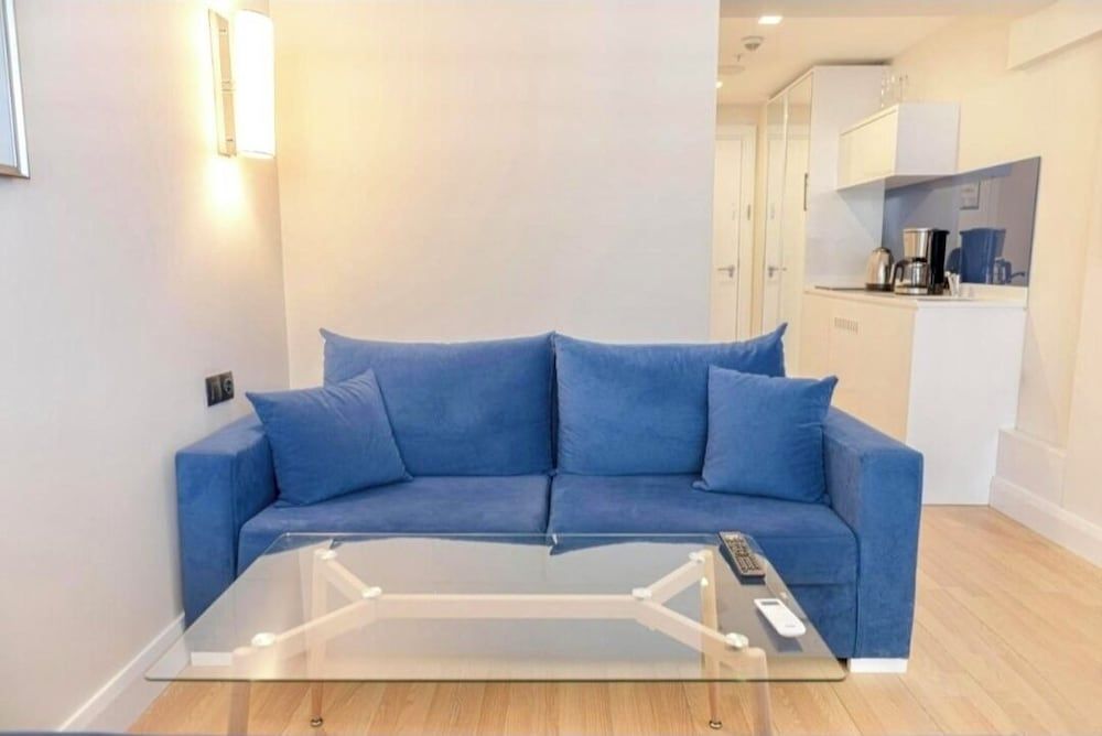 SkyLand Hotel Apartment