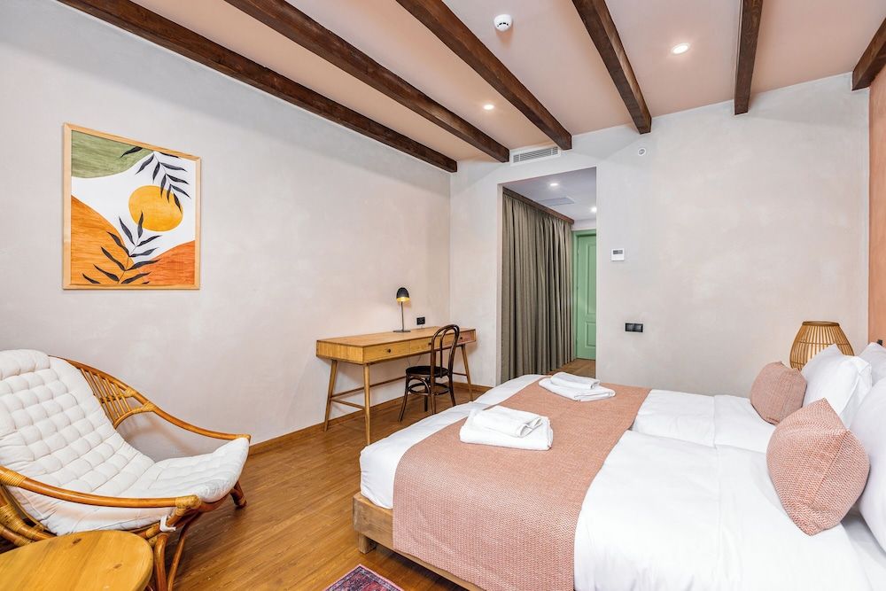 Hameau Mukhrani Standard Double Room, Balcony, Garden View 4