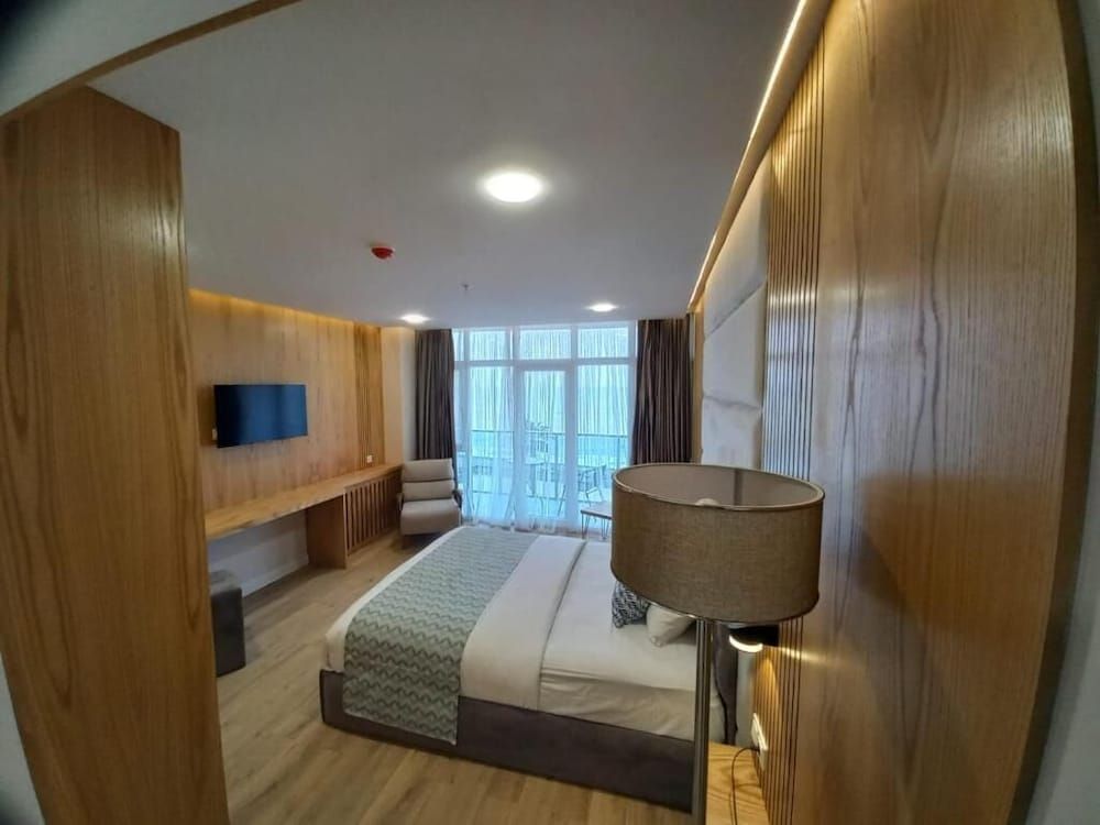 Hotel Black Sea Deluxe Double Room, Balcony, Sea View 2
