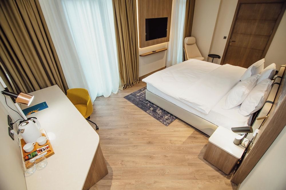 Junior Double Room