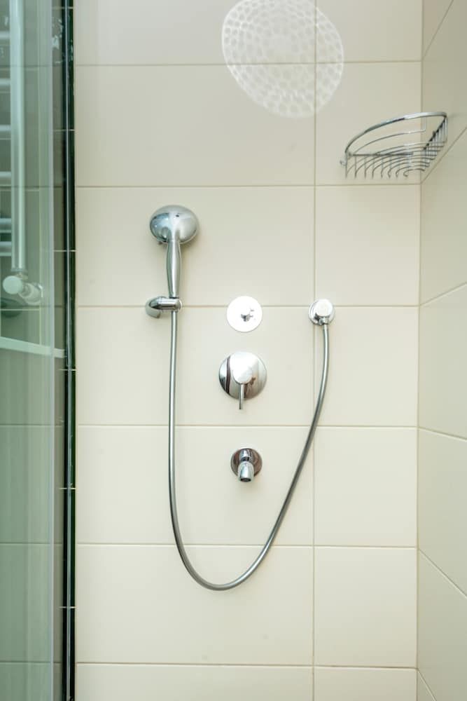 Rainbow Residence Batumi Classic Twin Room 6