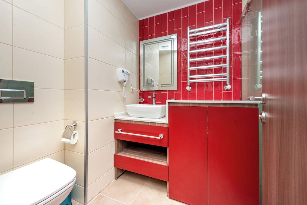 Rainbow Residence Batumi Classic Twin Room 5