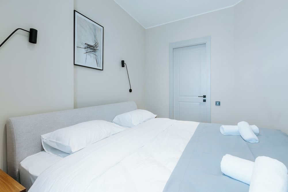 One-Bedroom Standard Apartment