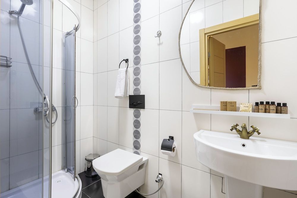 Acord Hotel & Balcony Comfort Double Room 5