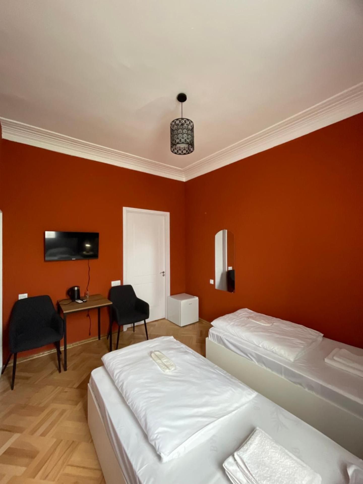 Guest House Top Floor Twin Room