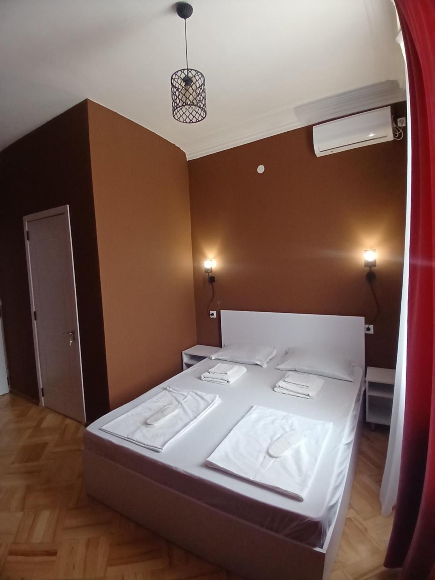 Guest House Top Floor Double Room with Private Bathroom