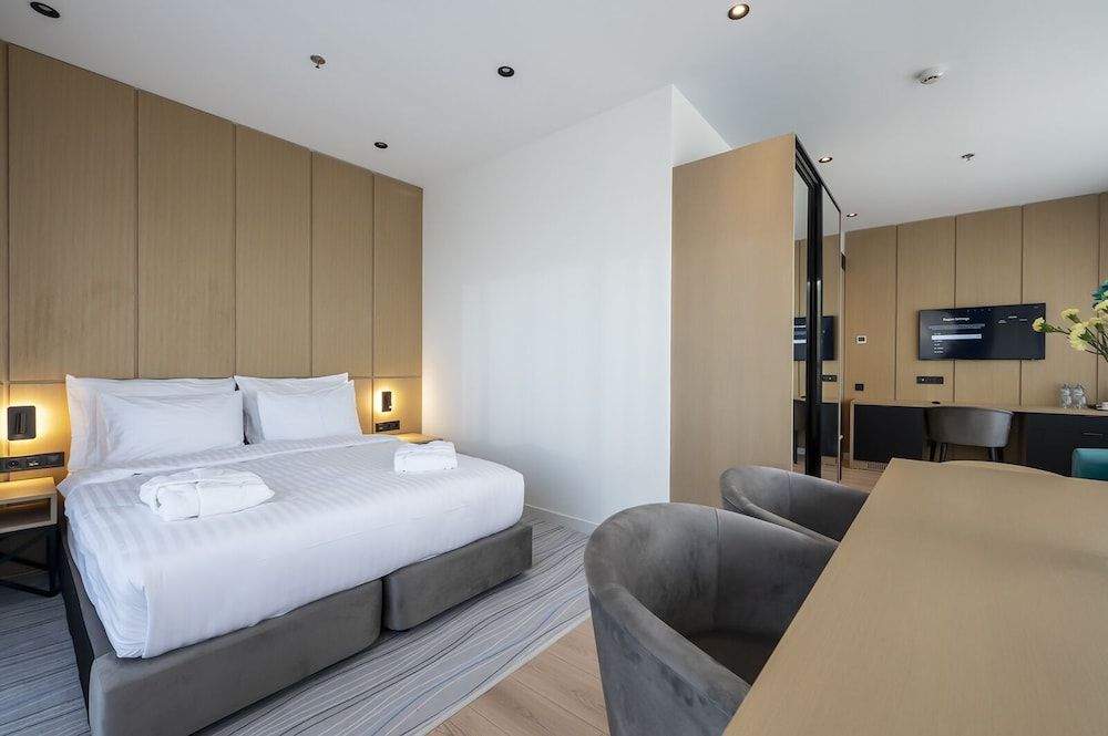 Panoramic Suite