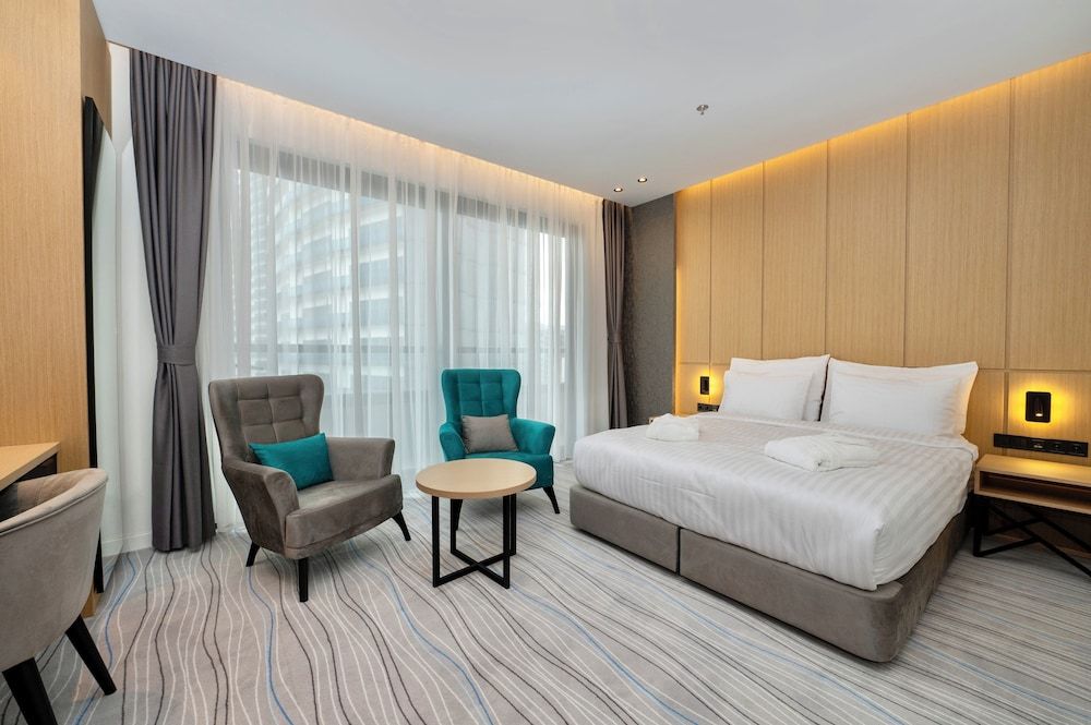 The Grandeur Hotel Standard Double Room