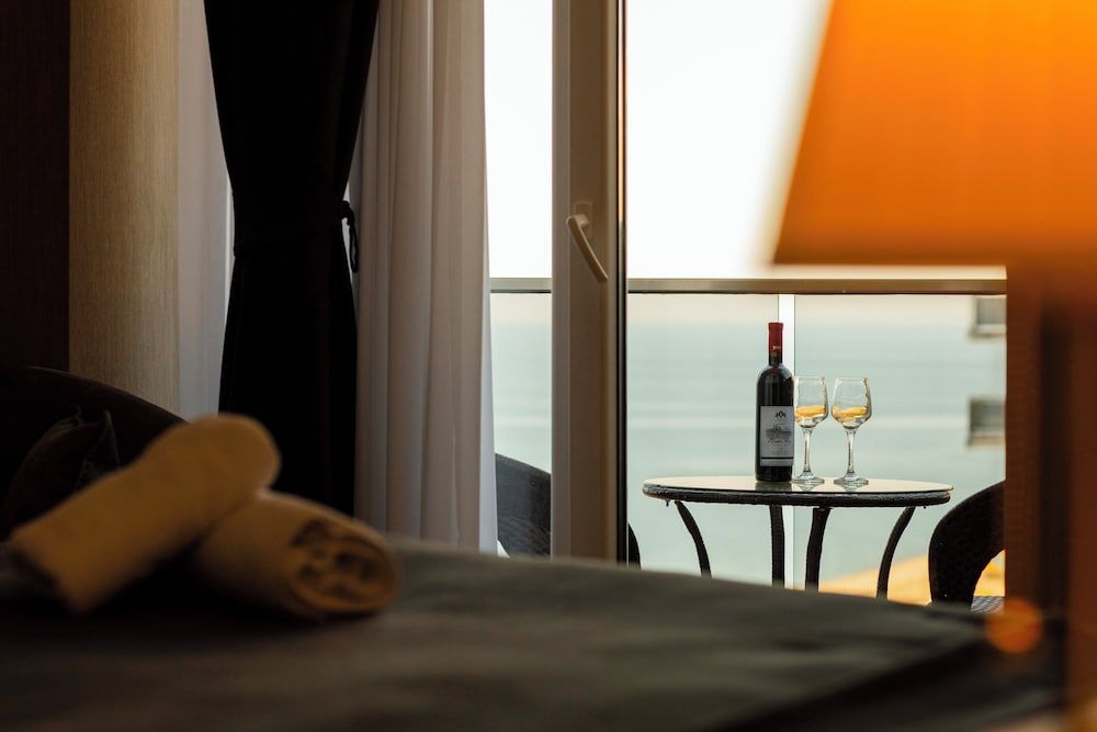 Holiday Lux Sea Towers Batumi