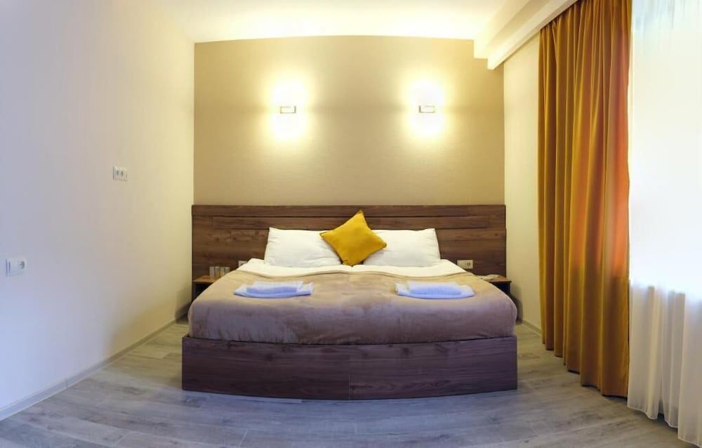 Hotel Axien Kazbegi Basic Double or Twin Room, Balcony 2