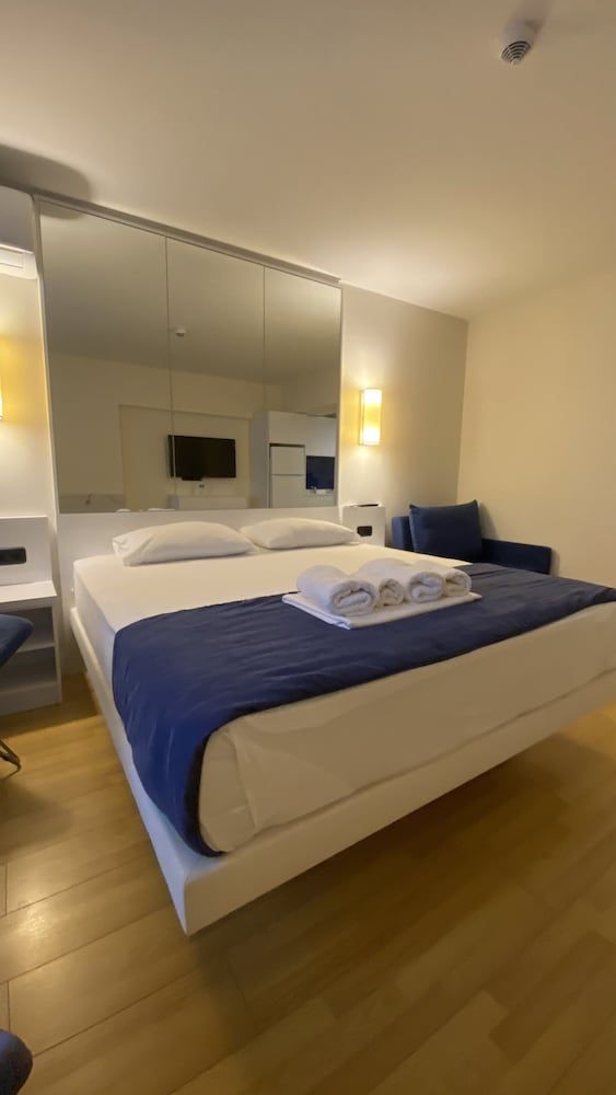 Apartment the Best Batumi City U Mzii Comfort Studio Suite, Non Smoking, Partial Sea View 9